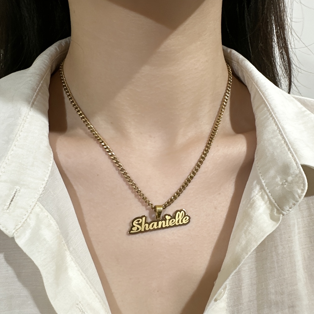 Customized Golden Cuban Chain Necklace with Cute Heart Name Pendant
